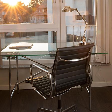 Logis First Class Business Suites Реннинген Экстерьер фото
