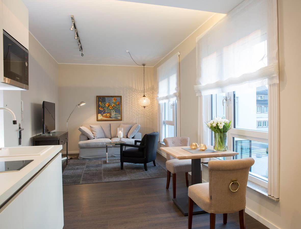 Logis First Class Business Suites Реннинген Экстерьер фото
