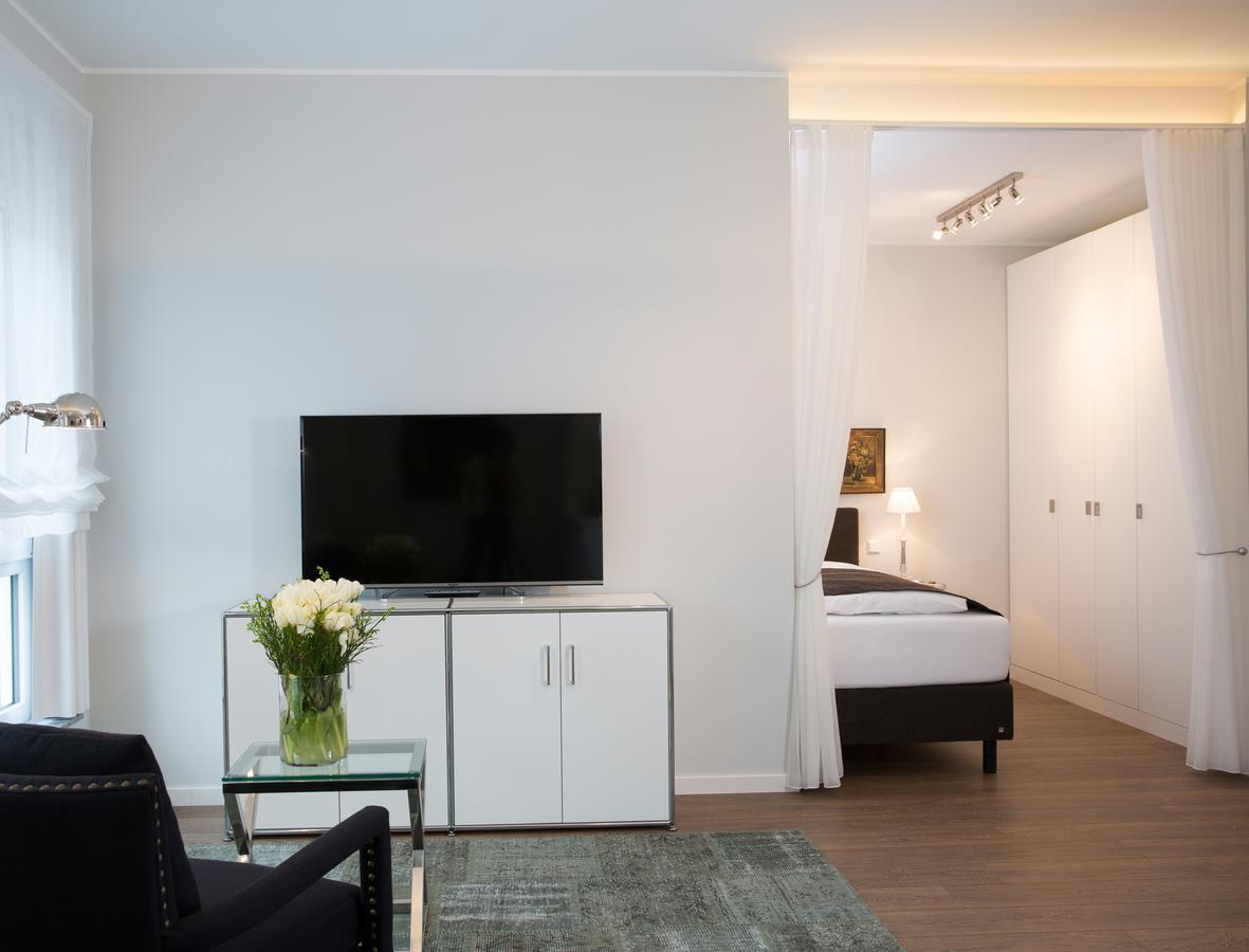 Logis First Class Business Suites Реннинген Экстерьер фото